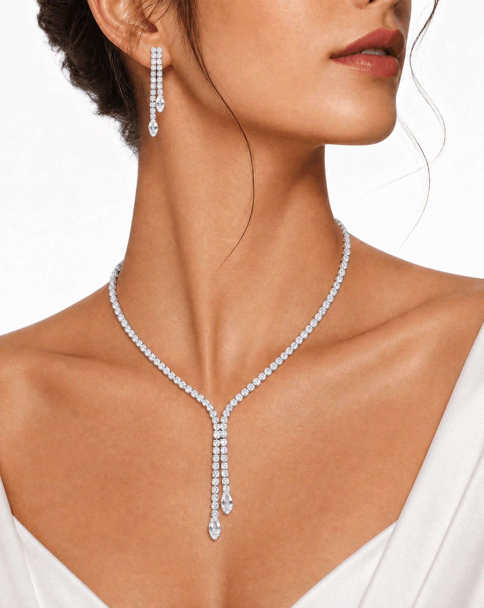 Elegance Tassel Set