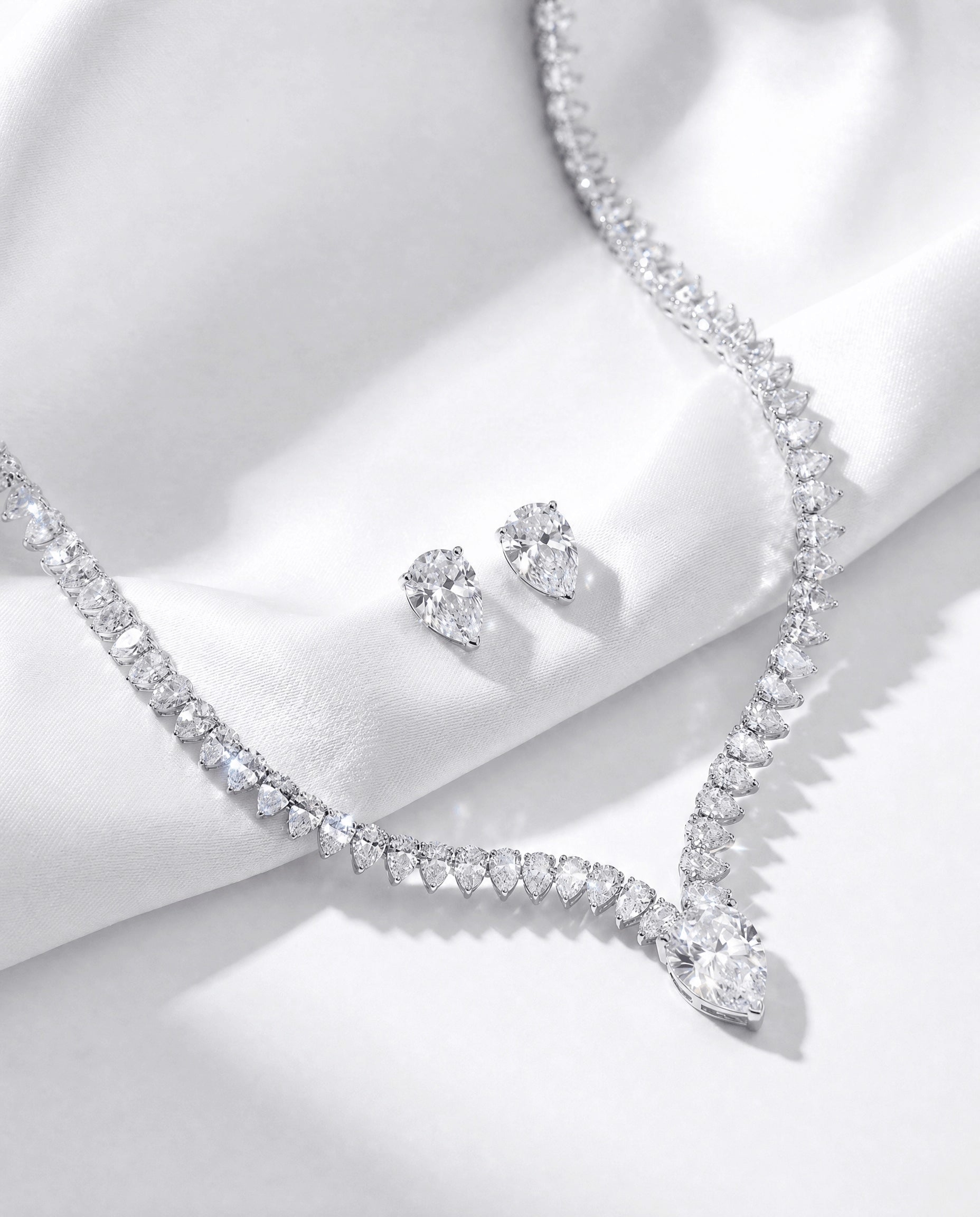 Elegance Crystal Pear Set