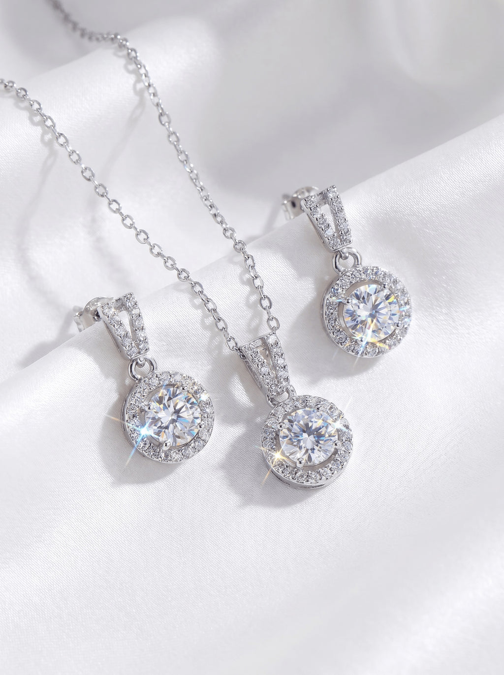 Round Pendant Jewelry Set 